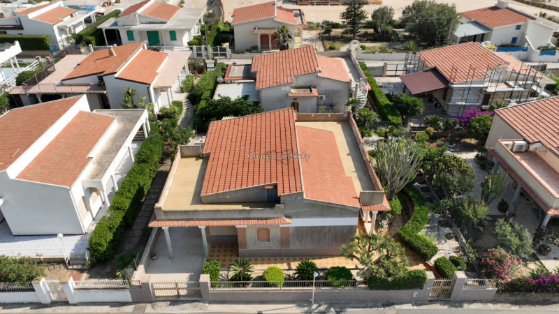 Immagine 36 di Casa indipendente in vendita  in VIA DEL MUGHETTO a Modica