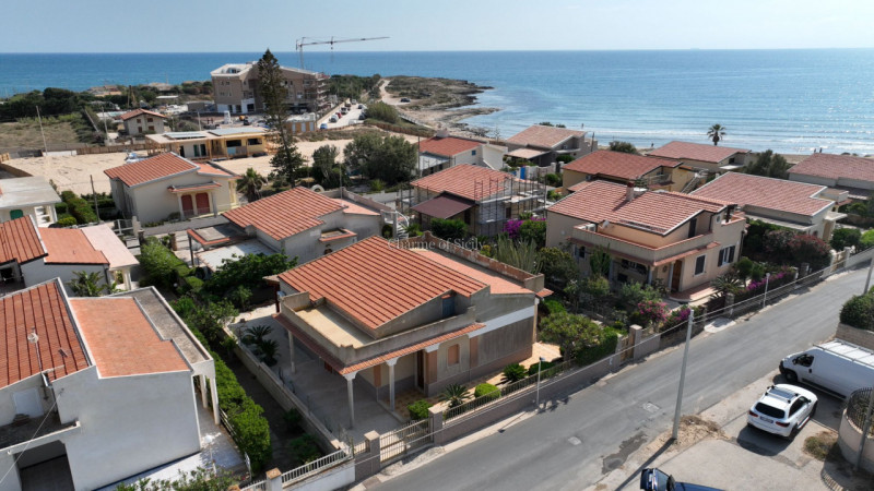 Immagine 47 di Casa indipendente in vendita  in VIA DEL MUGHETTO a Modica