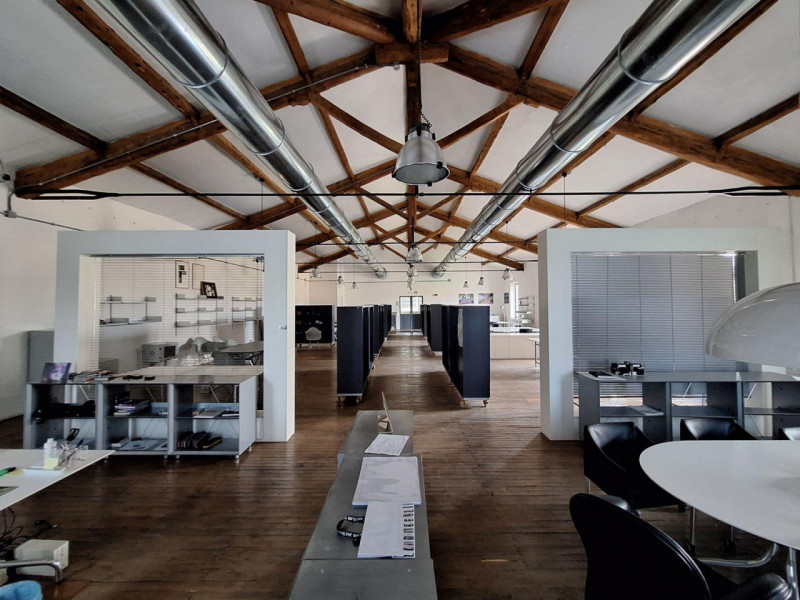 Immagine 10 di Capannone industriale in vendita  in Via Antonio Montinaro, N. snc a Gubbio