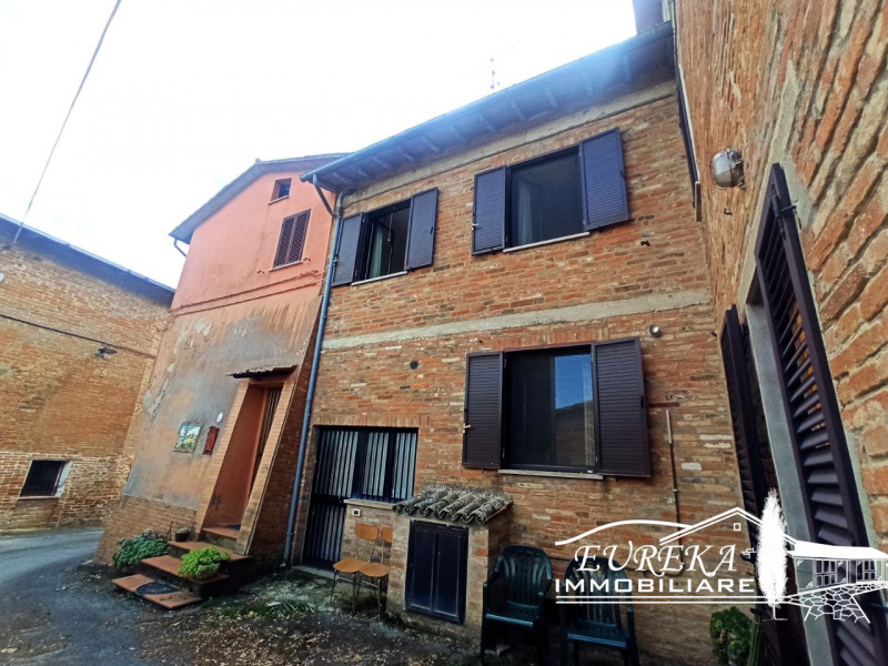 Immagine 1 di Appartamento in vendita  a Castiglione Del Lago