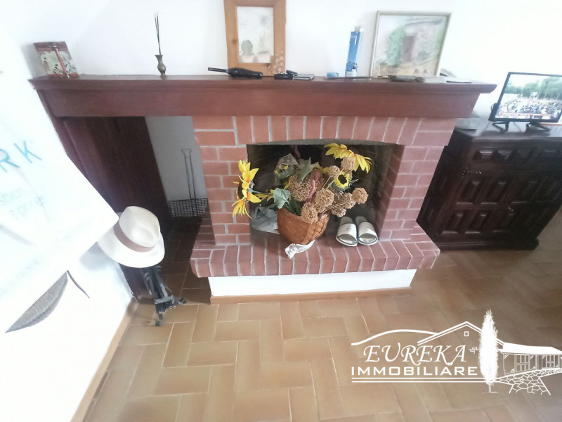 Immagine 5 di Appartamento in vendita  a Castiglione Del Lago