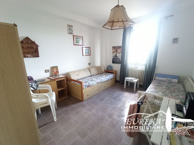 Immagine 14 di Appartamento in vendita  a Castiglione Del Lago