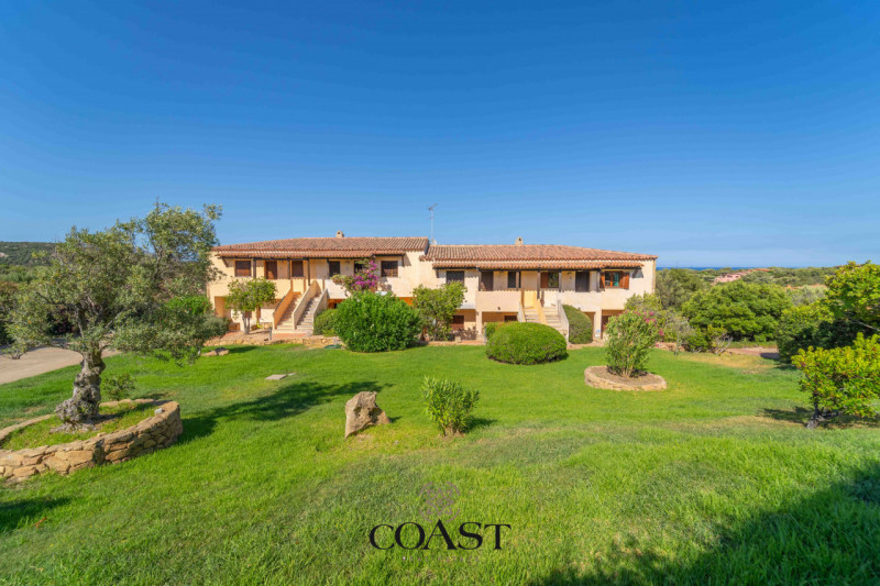 Immagine 19 di Appartamento in vendita  a Olbia