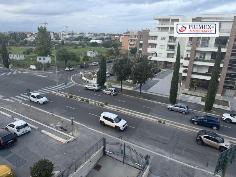 Immagine 6 di Cantina in vendita  in VIA BARTOLOMEO CAVACEPPI a Roma