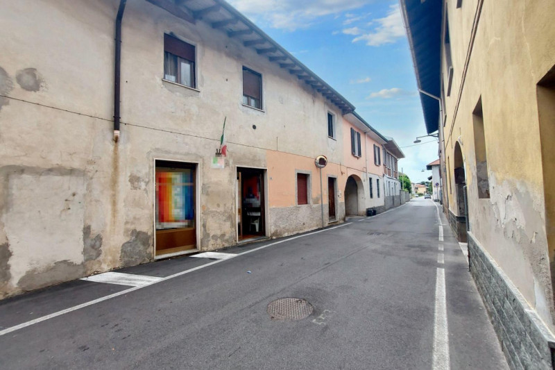 Immagine 11 di Negozio in vendita  in Via Novara, N. 41 a Vanzaghello