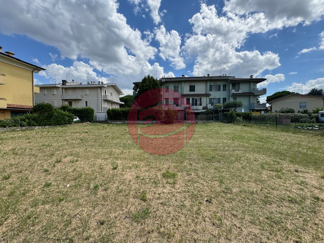 Immagine 4 di Terreno in vendita  a San Mauro Pascoli