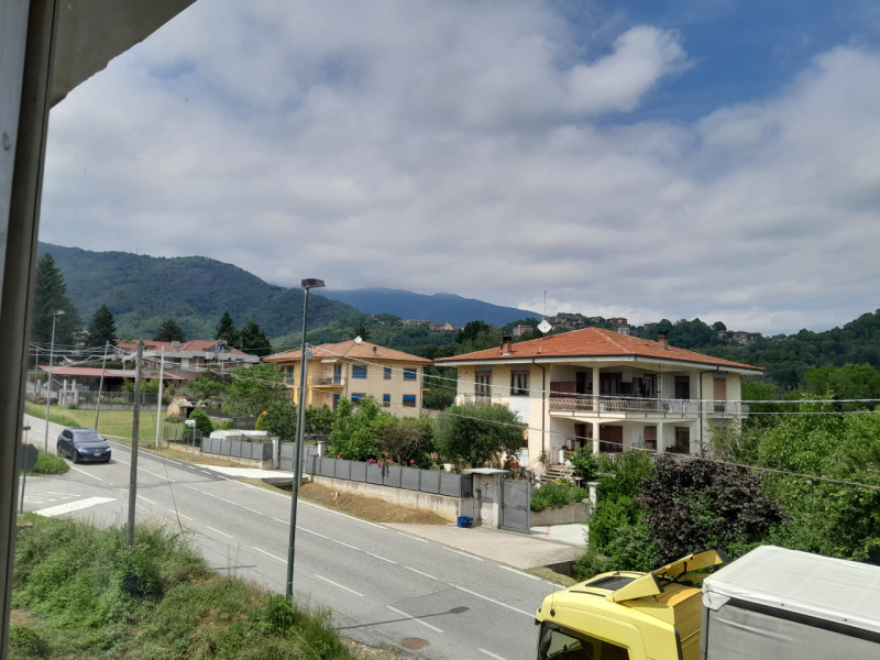 Immagine 2 di Capannone industriale in vendita  in Stada Provinciale 42 a Forno Canavese