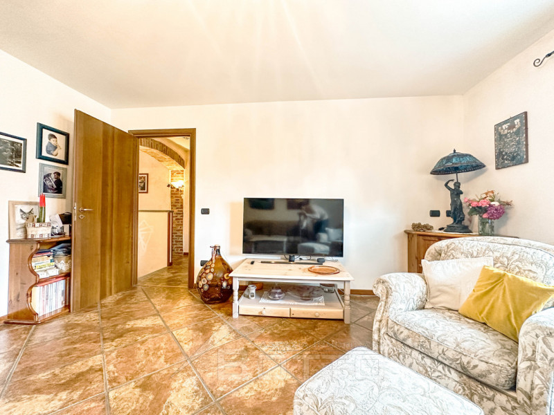 Immagine 3 di Casa indipendente in vendita  in Vicolo Ceraia, 34 a Cavallirio