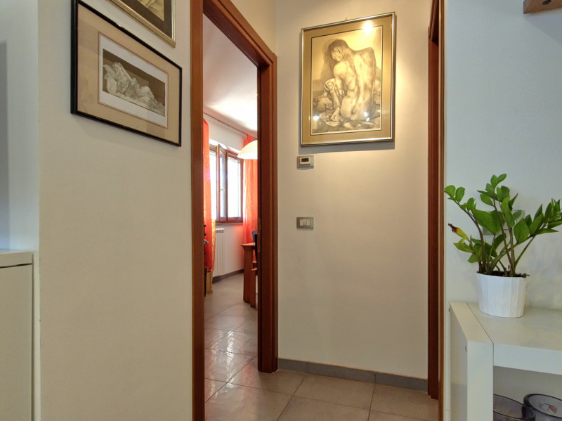 Immagine 16 di Attico in vendita  in Via Abbiategrasso, a Roma