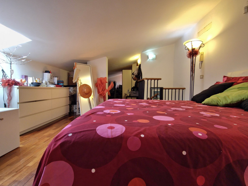 Immagine 54 di Attico in vendita  in Via Abbiategrasso, a Roma