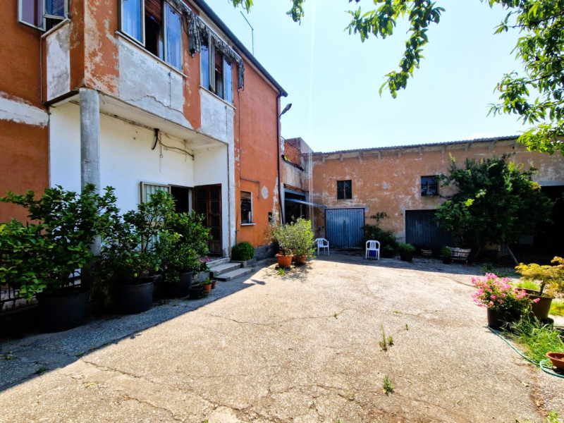 Immagine 7 di Casa indipendente in vendita  in Via Adige a Anguillara Veneta