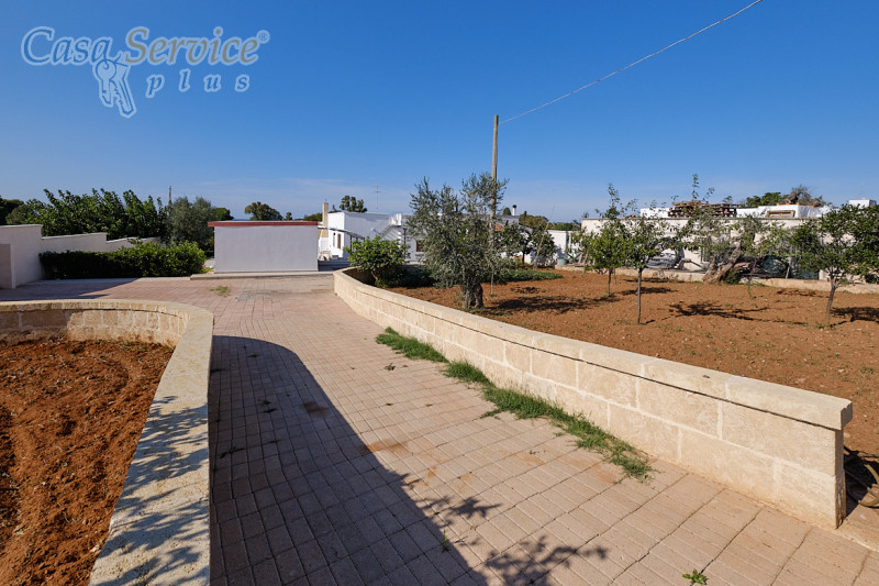 Immagine 12 di Villa in vendita  in Via Scalelle a Gallipoli