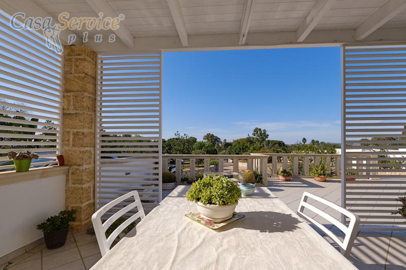Immagine 26 di Villa in vendita  in Via Scalelle a Gallipoli