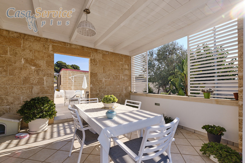 Immagine 28 di Villa in vendita  in Via Scalelle a Gallipoli
