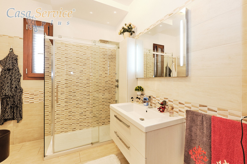 Immagine 49 di Villa in vendita  in Via Scalelle a Gallipoli