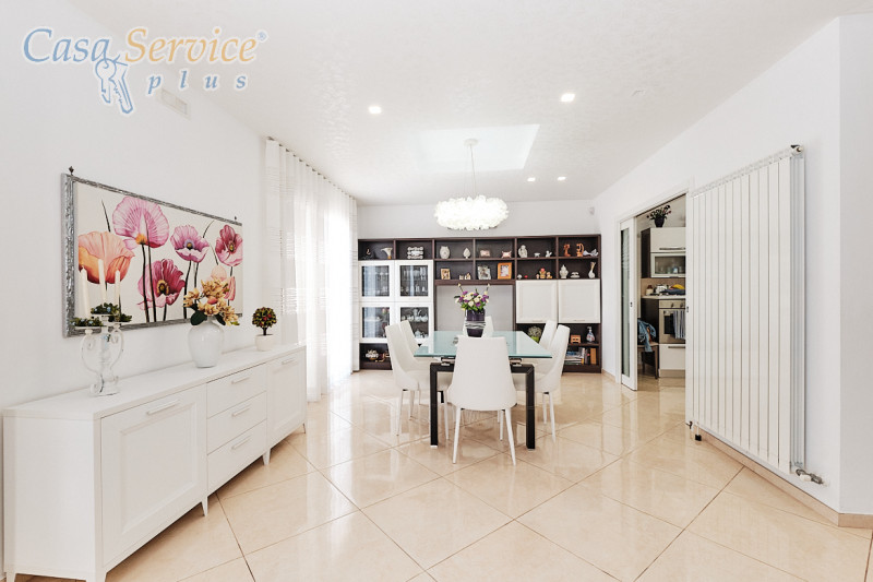 Immagine 54 di Villa in vendita  in Via Scalelle a Gallipoli