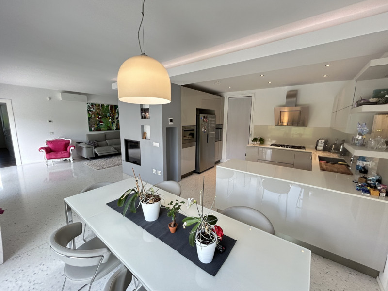 Immagine 6 di Villa in vendita  in Via Gazzo a Mestrino