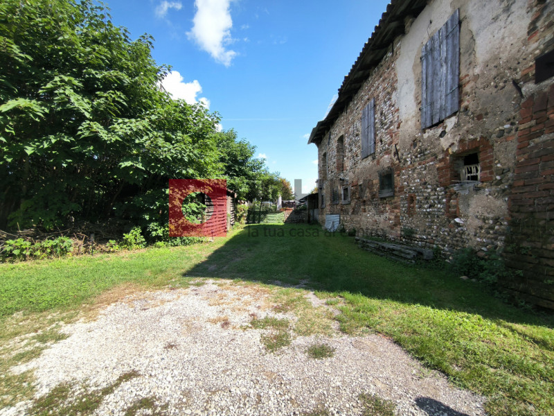 Immagine 4 di Casa bifamiliare in vendita  a Treviso