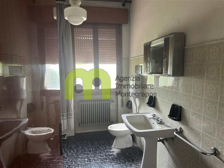 Immagine 8 di Villa in vendita  in Via Pacinotti a Piombino Dese