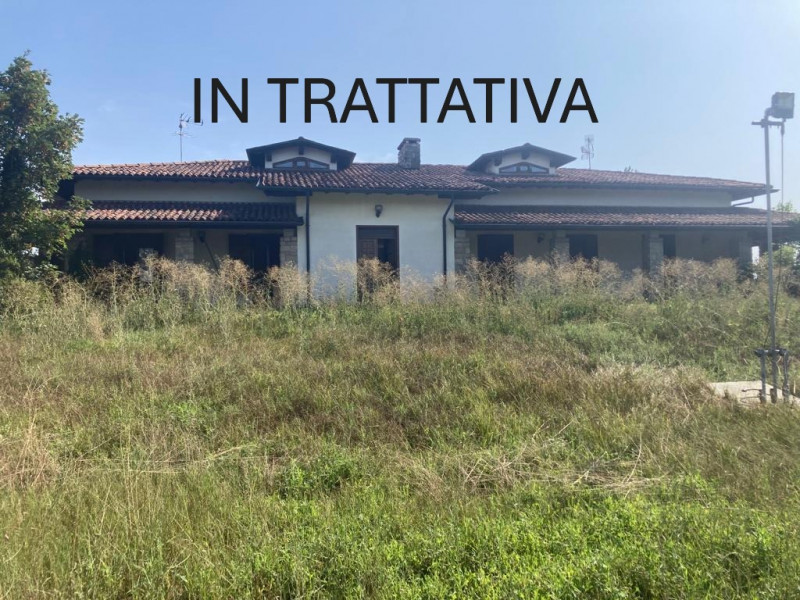 Immagine 1 di Villa in vendita  in CASCINA PEGORSINO a Acquafredda