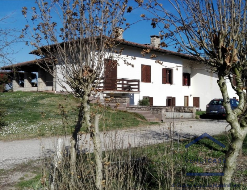 Immagine 7 di Villa in vendita  in CASCINA PEGORSINO a Acquafredda
