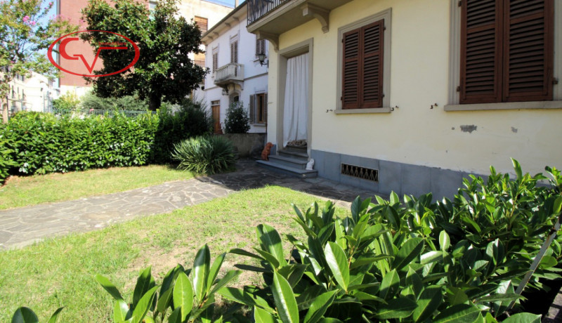 Immagine 5 di Casa indipendente in vendita  in Via Costituzione a San Giovanni Valdarno