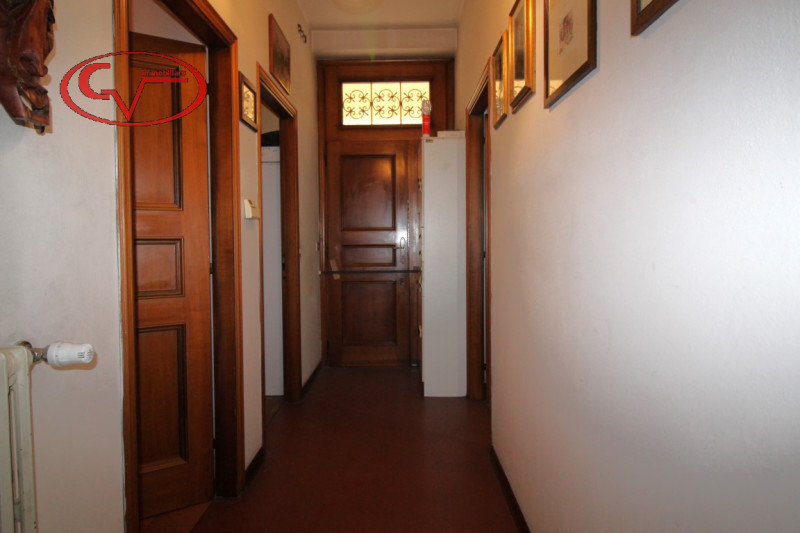 Immagine 11 di Casa indipendente in vendita  in Via Costituzione a San Giovanni Valdarno