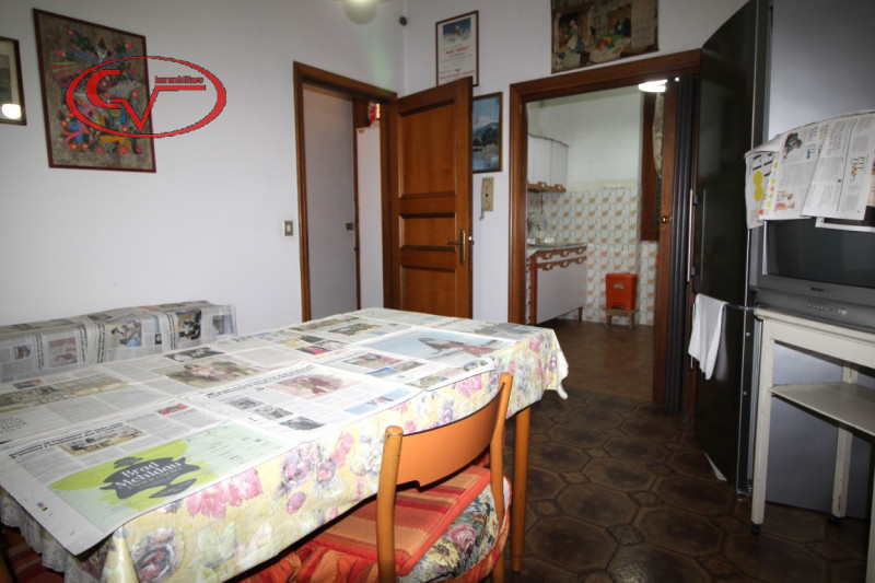 Immagine 17 di Casa indipendente in vendita  in Via Costituzione a San Giovanni Valdarno