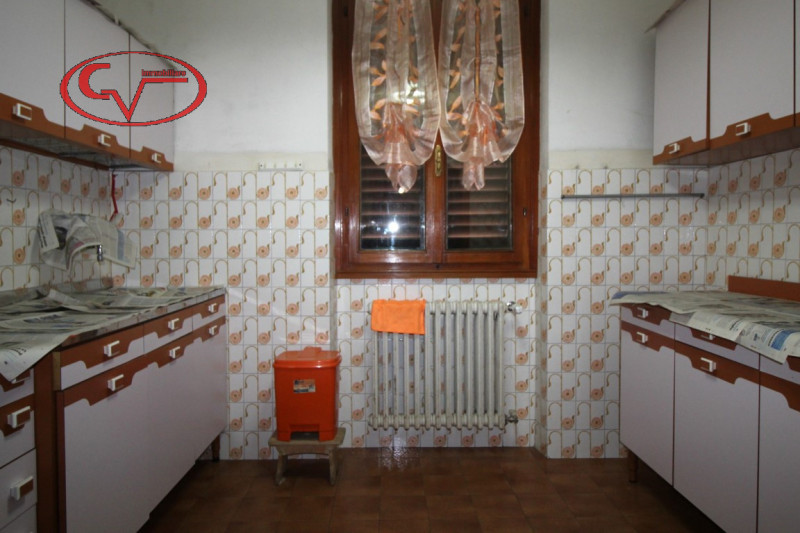 Immagine 18 di Casa indipendente in vendita  in Via Costituzione a San Giovanni Valdarno