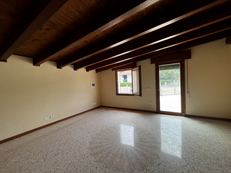 Immagine 22 di Villetta a schiera in vendita  in Via Silvio Pellico 3 a Galzignano Terme