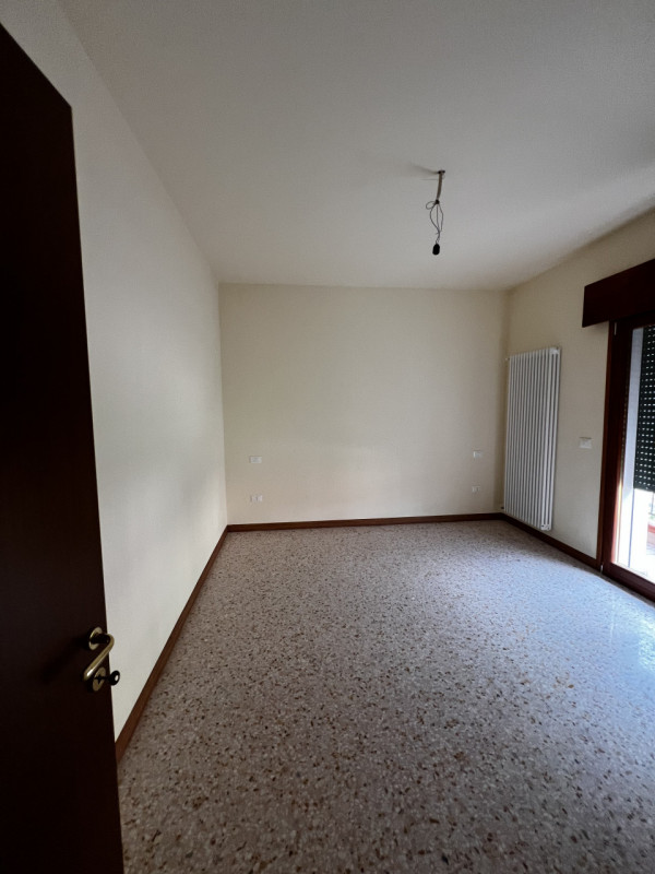 Immagine 38 di Villetta a schiera in vendita  in Via Silvio Pellico 3 a Galzignano Terme