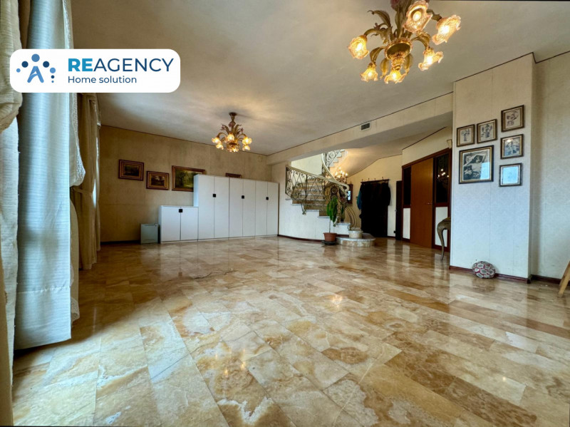 Immagine 5 di Attico in vendita  in via Dei Mille a Vicenza