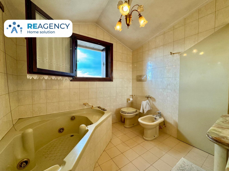 Immagine 18 di Attico in vendita  in via Dei Mille a Vicenza