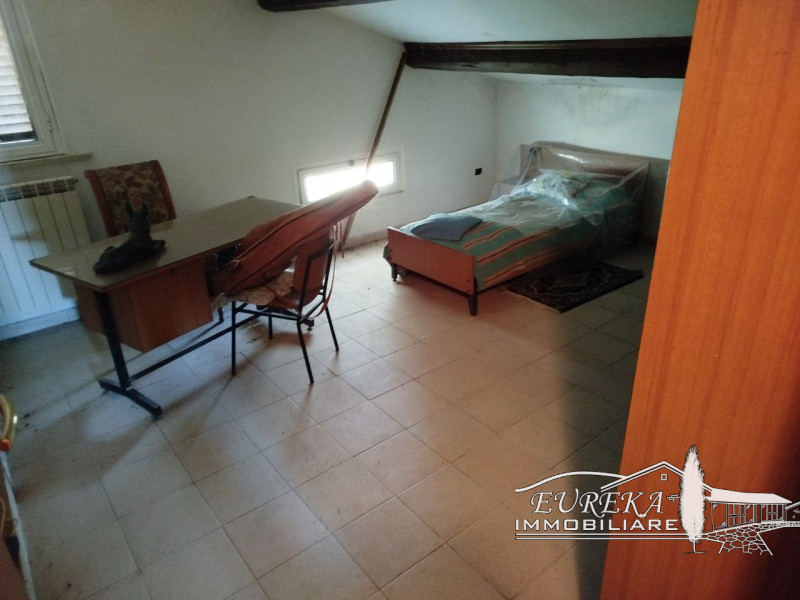 Immagine 15 di Casa indipendente in vendita  in piana a Castiglione Del Lago