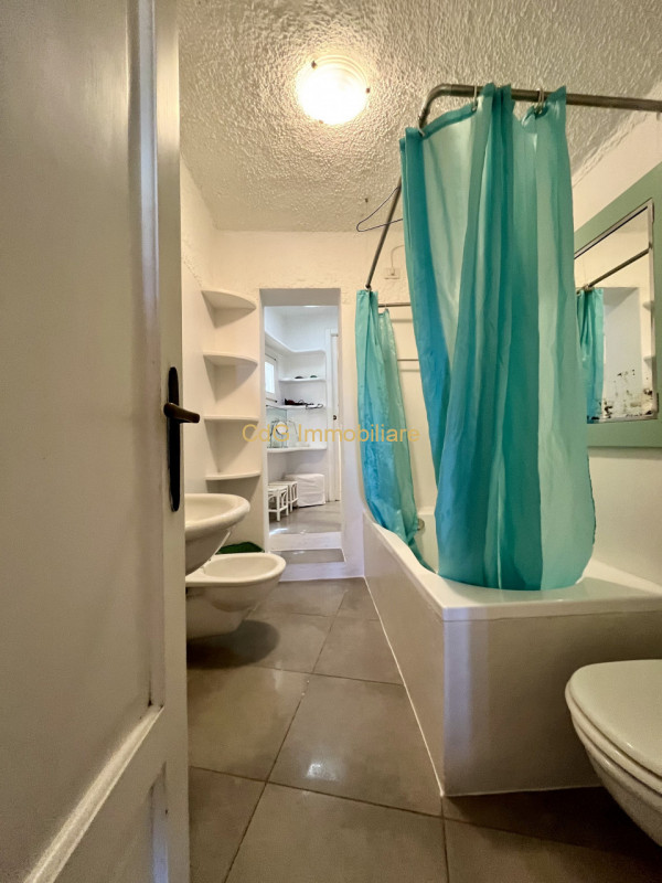 Immagine 25 di Appartamento in vendita  in VIA MARIO CEROLI a Olbia