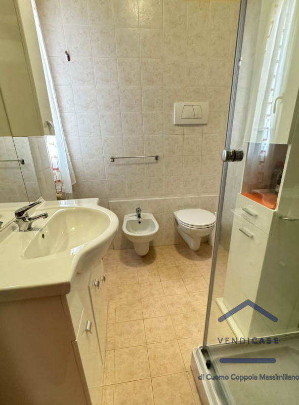 Immagine 8 di Appartamento in vendita  in VIA MARCHERSI, 11 a Desenzano Del Garda