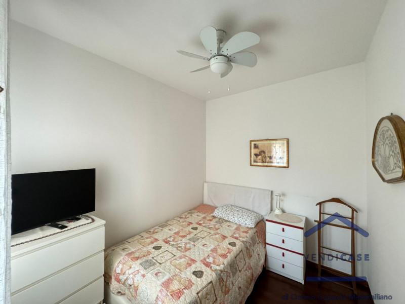 Immagine 14 di Appartamento in vendita  in VIA MARCHERSI, 11 a Desenzano Del Garda