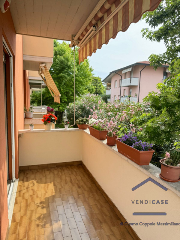 Immagine 18 di Appartamento in vendita  in VIA MARCHERSI, 11 a Desenzano Del Garda