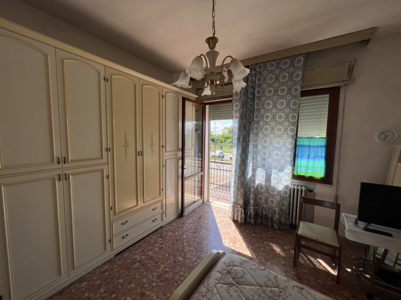 Immagine 3 di Appartamento in vendita  in Via Papa Giovanni XXIII 2 a Chioggia