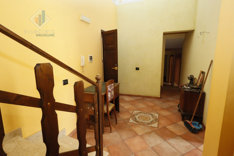 Immagine 3 di Casa indipendente in vendita  in Via Nicolosi n. 11 a Palagonia