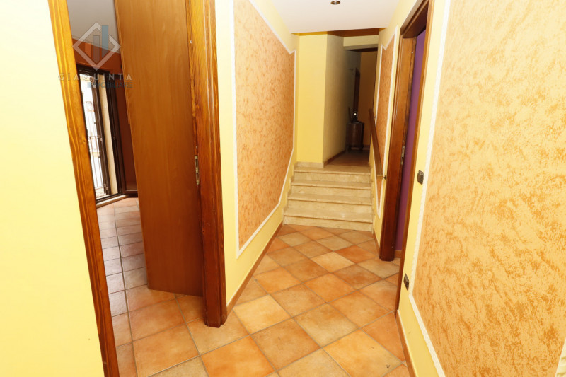 Immagine 14 di Casa indipendente in vendita  in Via Nicolosi n. 11 a Palagonia