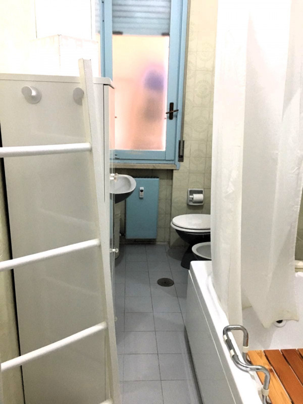 Immagine 3 di Appartamento in vendita  in Via Castagneto a Camogli