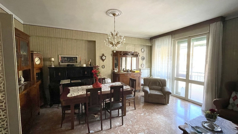 Immagine 3 di Appartamento in vendita  in Piazza De Gasperi a Chioggia