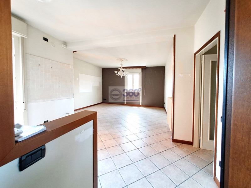 Immagine 13 di Appartamento in vendita  in Via San Filastro a Provaglio D'iseo