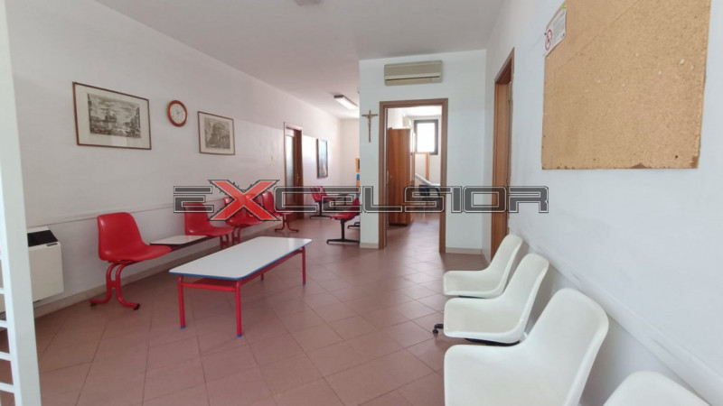 Immagine 2 di Negozio in vendita  in Corso Risorgimento n. 160 Porto Viro a Taglio Di Po