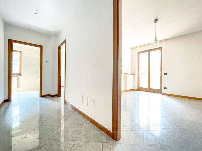 Immagine 18 di Villa in vendita  in via verdi 10 a Gozzano