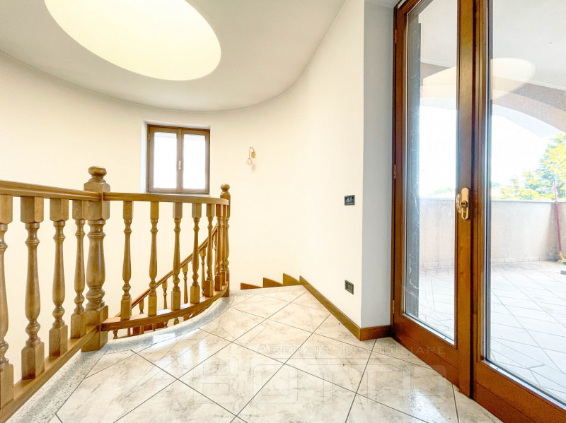 Immagine 26 di Villa in vendita  in via verdi 10 a Gozzano