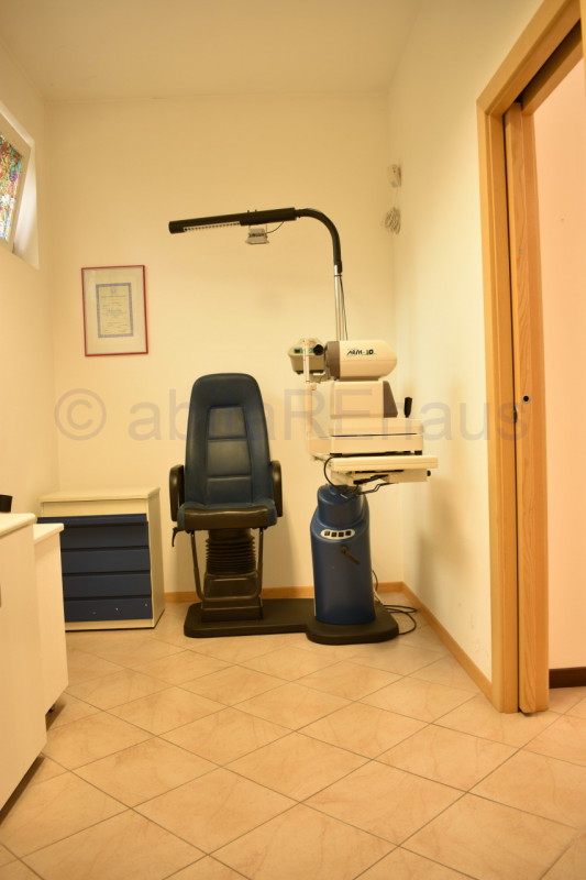 Immagine 5 di Negozio in vendita  in Via Resia a Bolzano