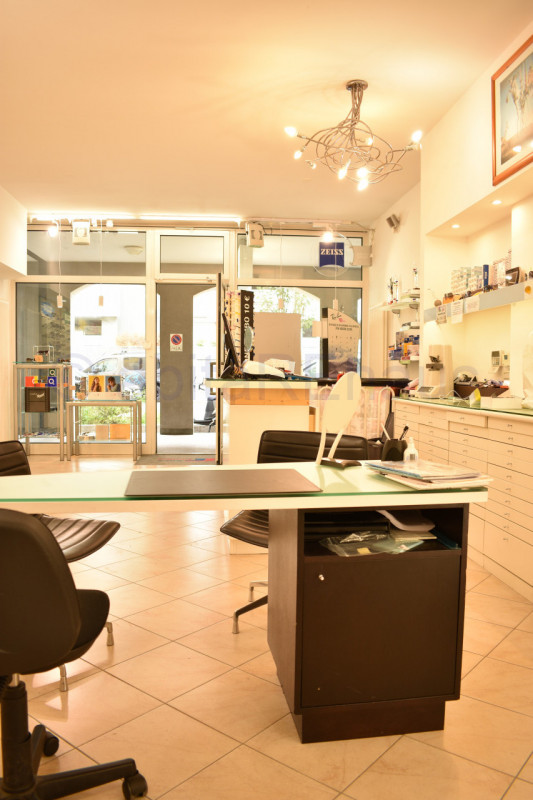 Immagine 6 di Negozio in vendita  in Via Resia a Bolzano