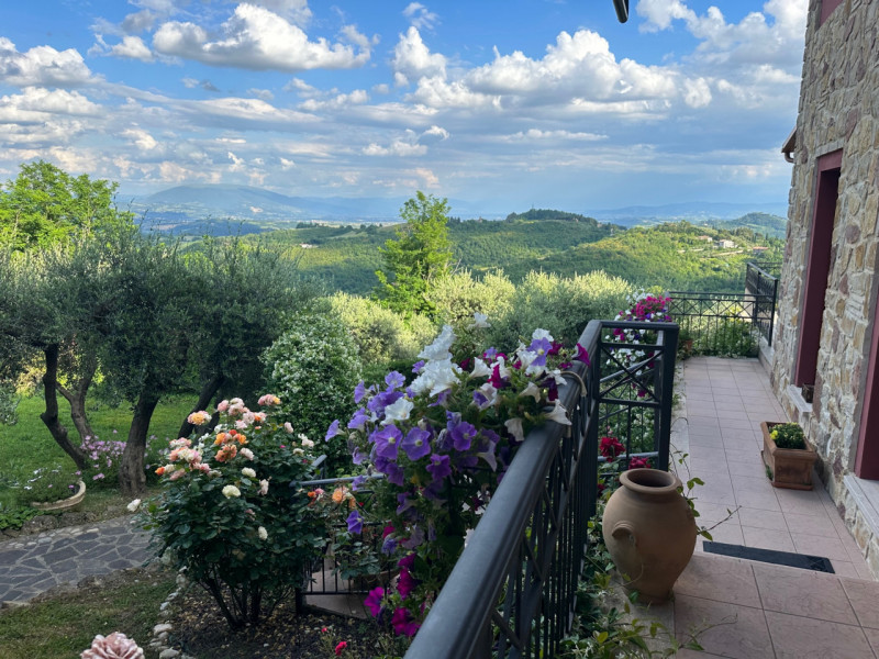 Immagine 25 di Villa in vendita  in montebagnolo a Perugia